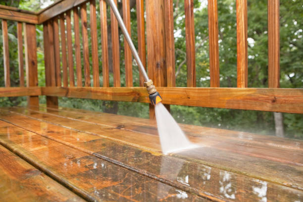 Best Pool Deck Cleaning  in Shadow Lake, WA
